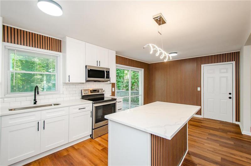 Image for property 3900 Hilton Courts, Decatur, GA 30035