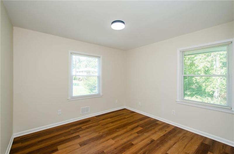 Image for property 3900 Hilton Courts, Decatur, GA 30035