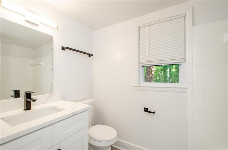Image for property 3900 Hilton Courts, Decatur, GA 30035