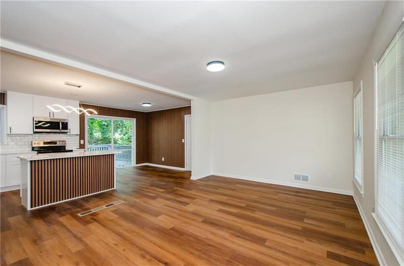 Image for property 3900 Hilton Courts, Decatur, GA 30035