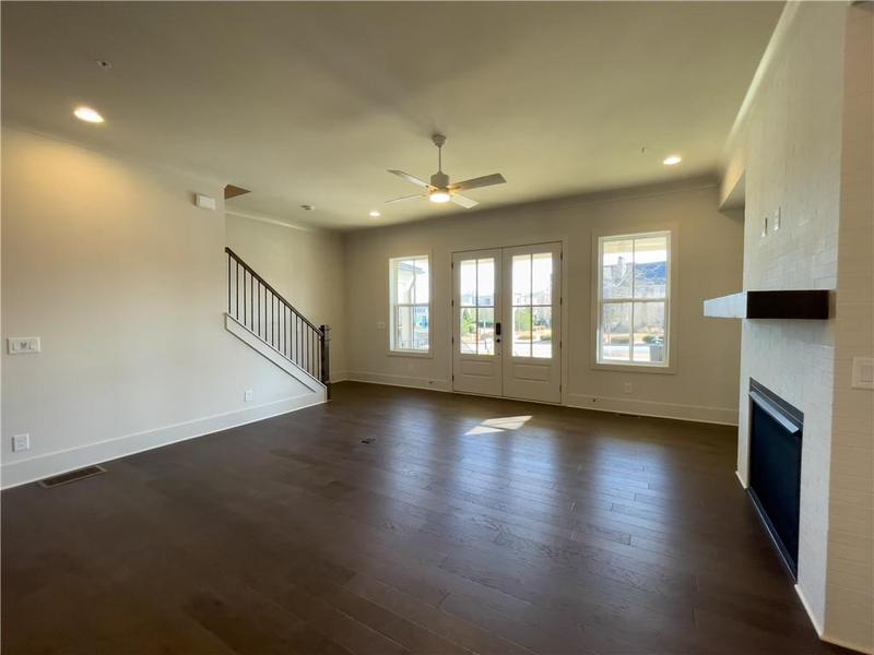 Image for property 160 Chiswick Circle, Alpharetta, GA 30009