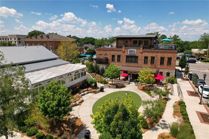 Image for property 160 Chiswick Circle, Alpharetta, GA 30009