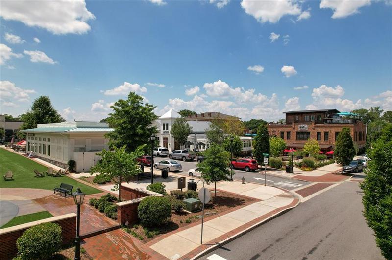 Image for property 160 Chiswick Circle, Alpharetta, GA 30009