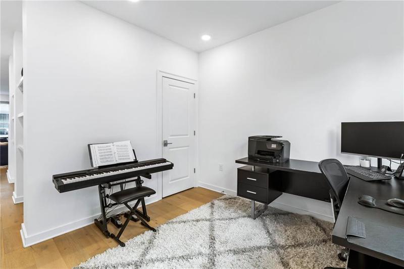 Image for property 395 Pratt Drive SE, Unit #802, Atlanta, GA 30315