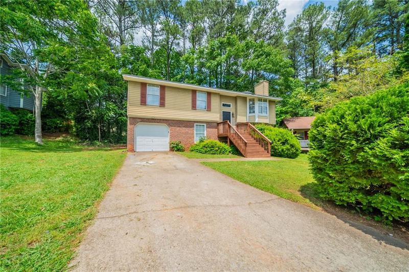 Image for property 2132 Sara Ashley Way, Lithonia, GA 30058