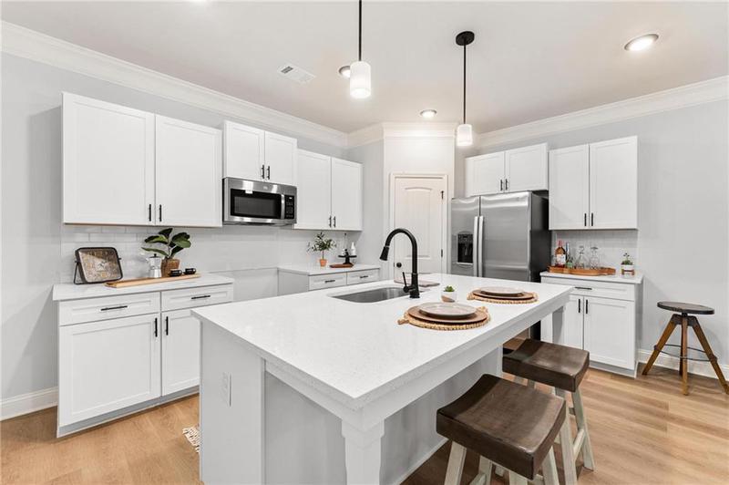Image for property 36 Crest Drive 23, Hartwell, GA 30643