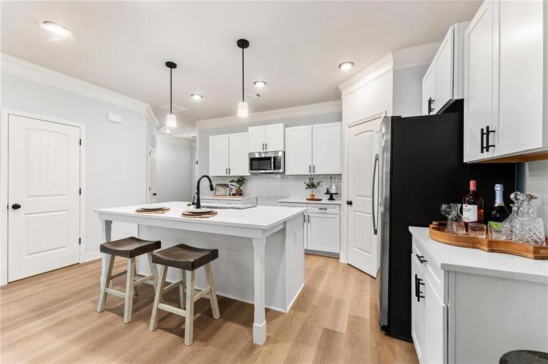 Image for property 36 Crest Drive 23, Hartwell, GA 30643