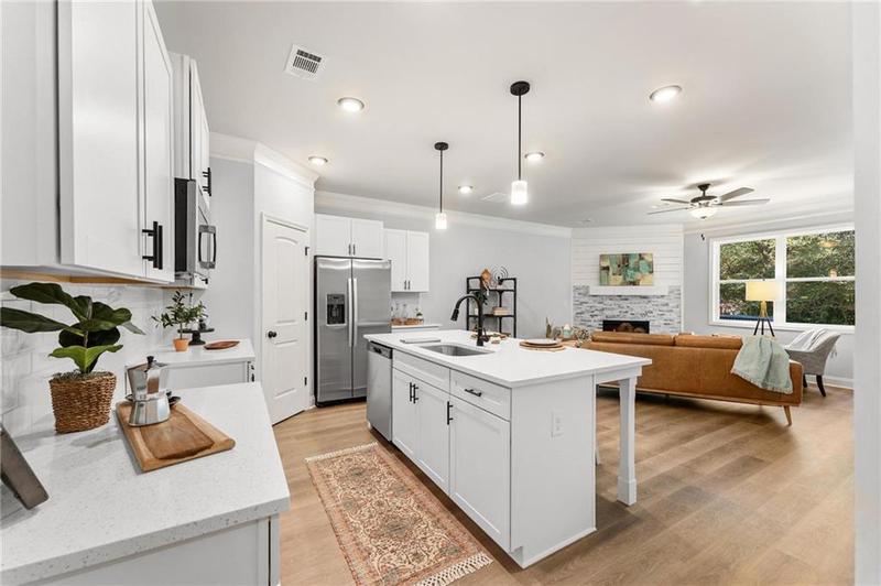 Image for property 36 Crest Drive 23, Hartwell, GA 30643