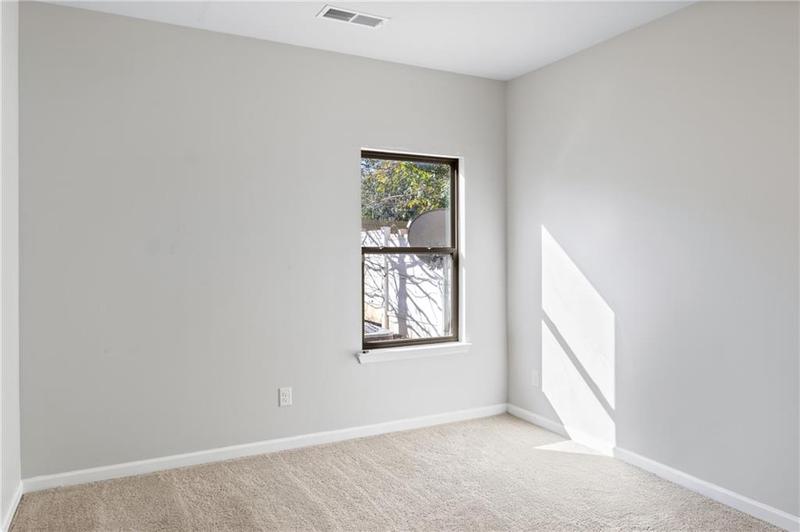 Image for property 318 Emporia Loop, Mcdonough, GA 30253