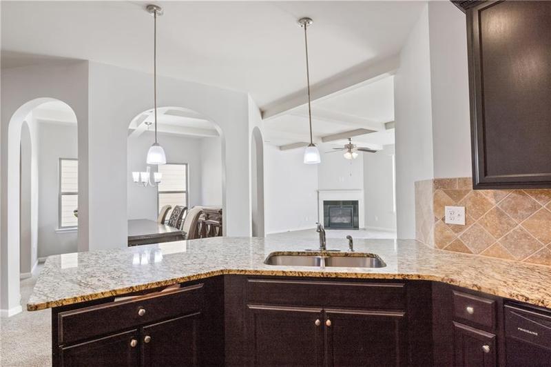 Image for property 318 Emporia Loop, Mcdonough, GA 30253