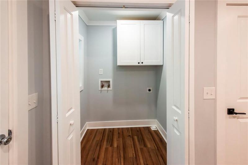 Image for property 140 Walker Woods Drive, Carrollton, GA 30116