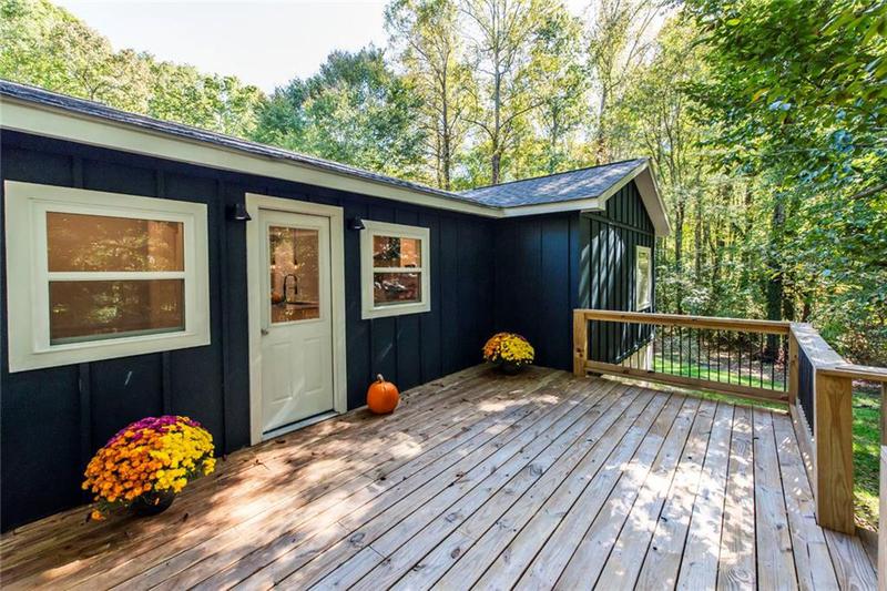 Image for property 140 Walker Woods Drive, Carrollton, GA 30116