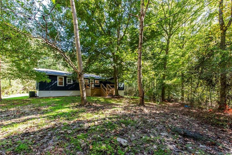 Image for property 140 Walker Woods Drive, Carrollton, GA 30116