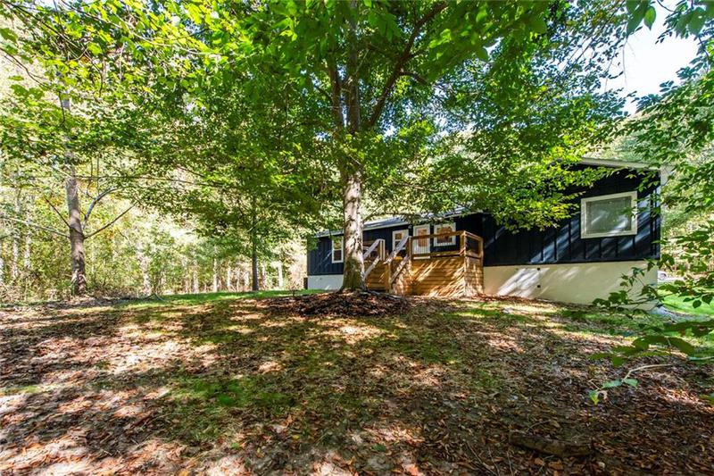 Image for property 140 Walker Woods Drive, Carrollton, GA 30116
