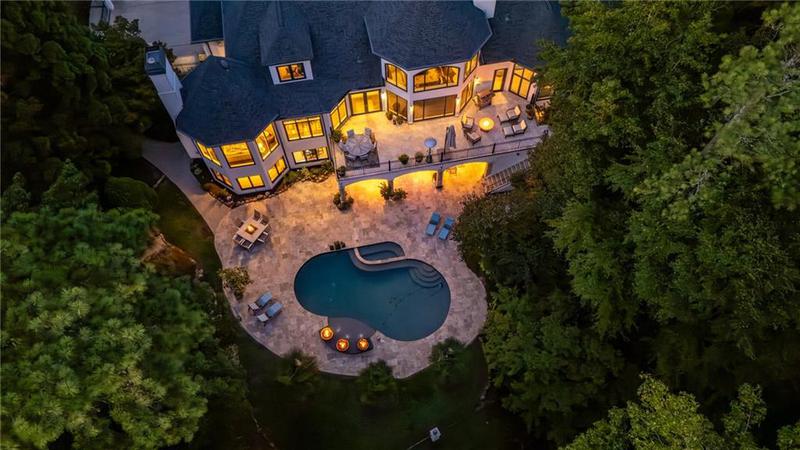 Image for property 6092 Carlisle Lane, Alpharetta, GA 30022