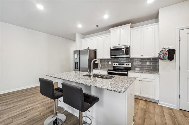 Image for property 4655 Fullerton Drive, Oakwood, GA 30566