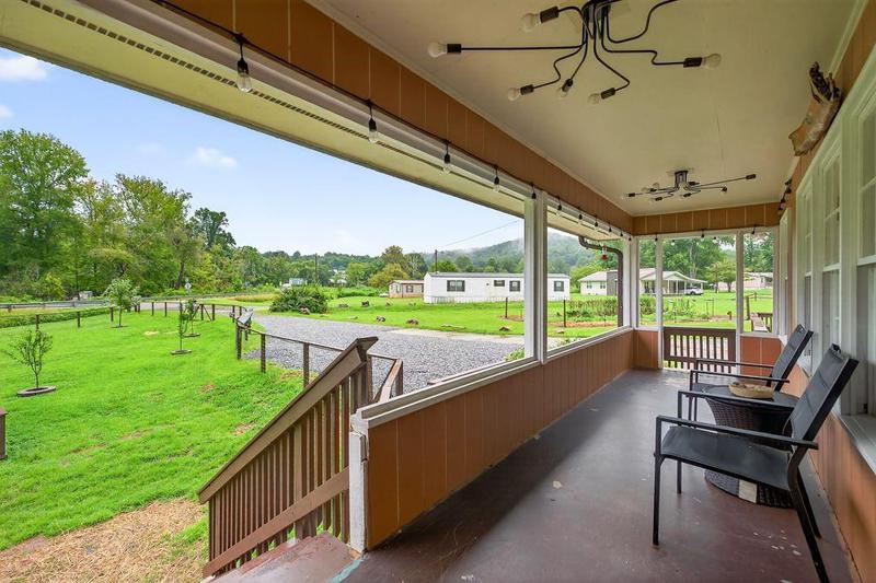 Image for property 8 Taylor Road, Helen, GA 30545