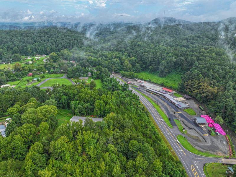 Image for property 8 Taylor Road, Helen, GA 30545
