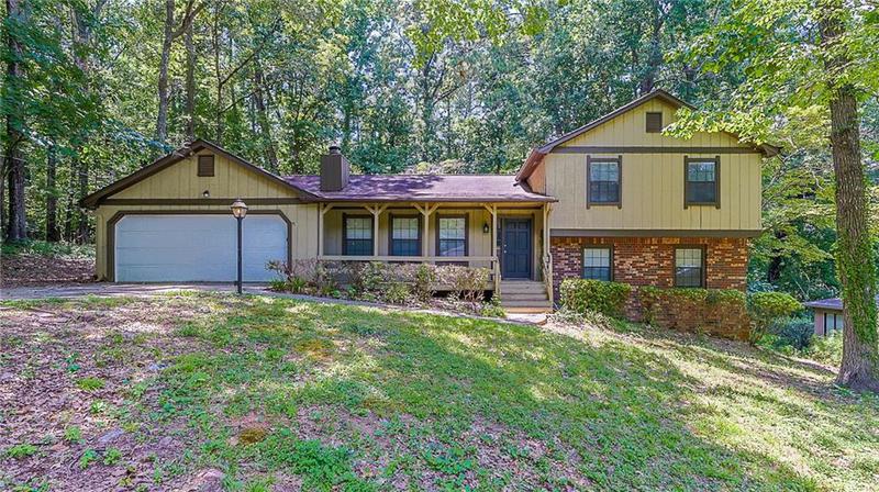 Image for property 416 Pineburr Lane, Stone Mountain, GA 30087