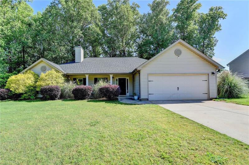 Image for property 1553 SHOAL CREEK Drive, Winder, GA 30680