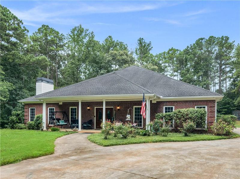 Image for property 190 Oak Hill Circle, Covington, GA 30016