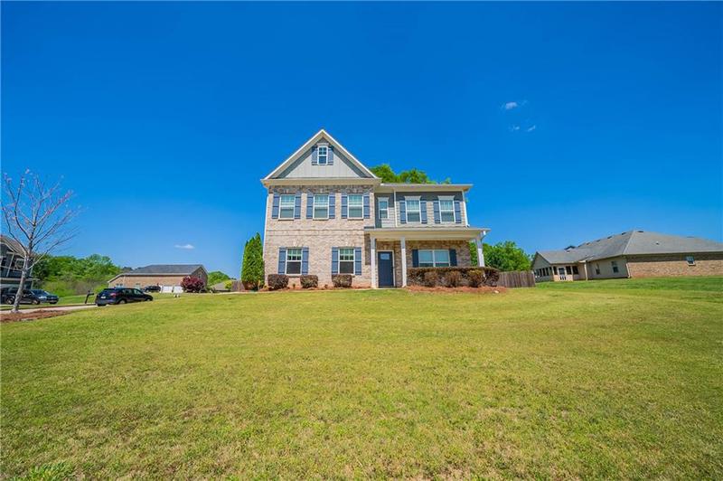 Image for property 10 Edgewater Court, Covington, GA 30016