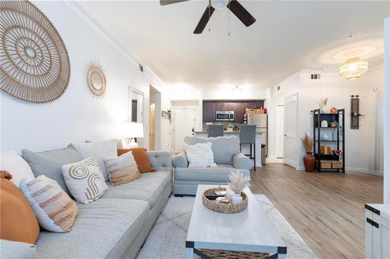 Image for property 955 Juniper Street 4022, Atlanta, GA 30309