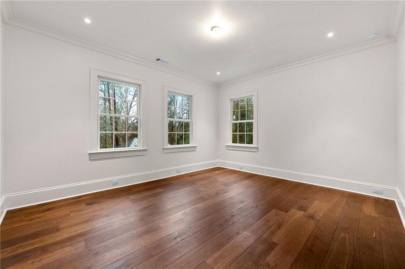 Image for property 3488 Tuxedo Road, Atlanta, GA 30305