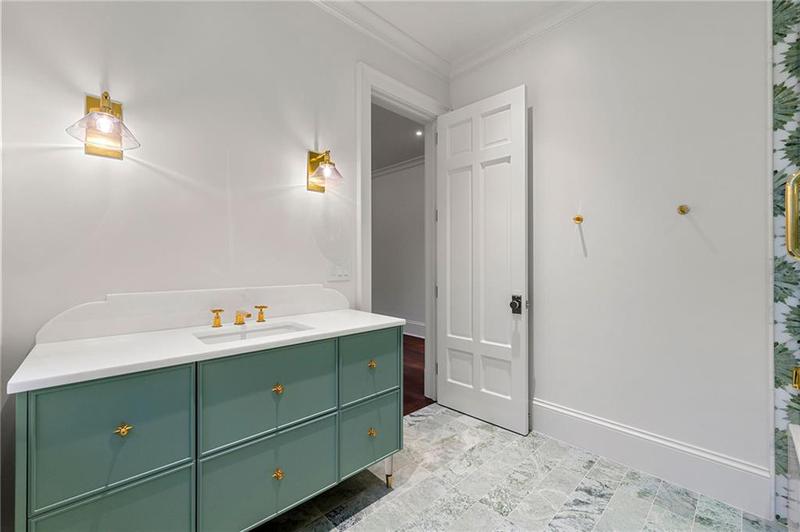 Image for property 3488 Tuxedo Road, Atlanta, GA 30305