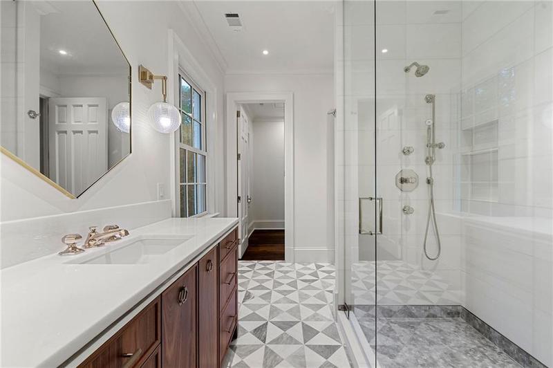 Image for property 3488 Tuxedo Road, Atlanta, GA 30305