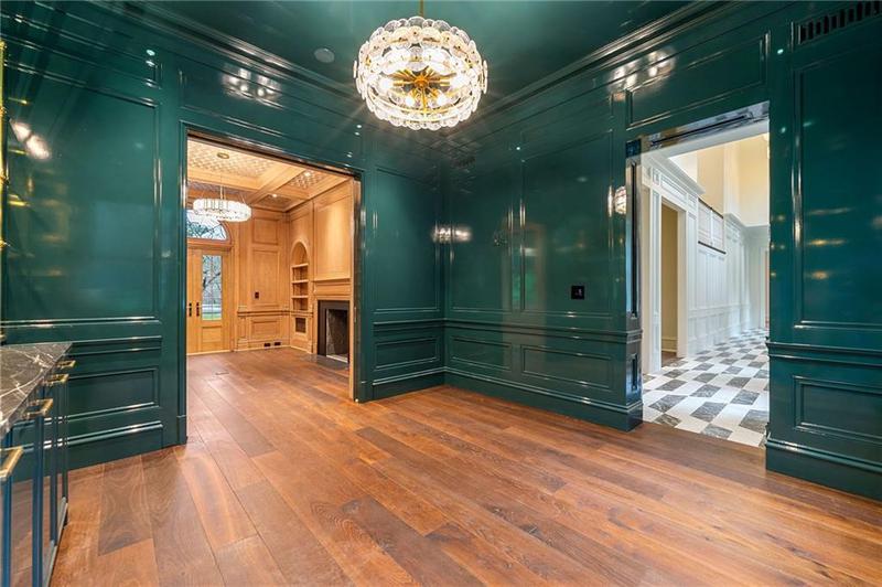Image for property 3488 Tuxedo Road, Atlanta, GA 30305
