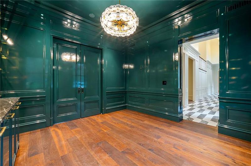 Image for property 3488 Tuxedo Road, Atlanta, GA 30305