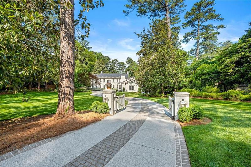 Image for property 3488 Tuxedo Road, Atlanta, GA 30305
