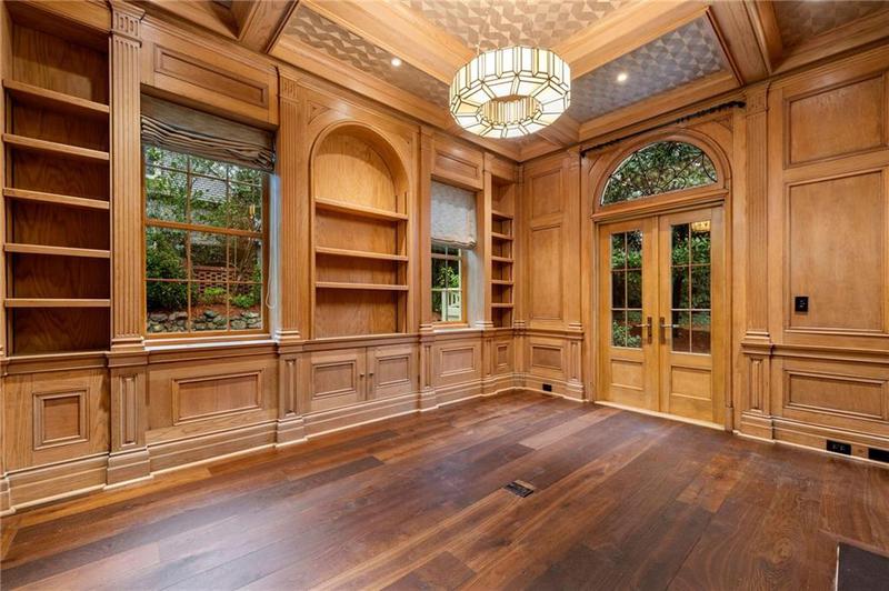 Image for property 3488 Tuxedo Road, Atlanta, GA 30305