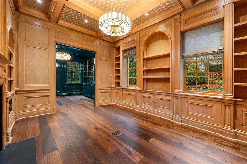 Image for property 3488 Tuxedo Road, Atlanta, GA 30305