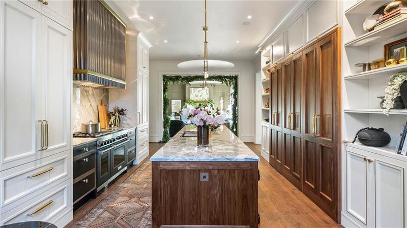 Image for property 3488 Tuxedo Road, Atlanta, GA 30305