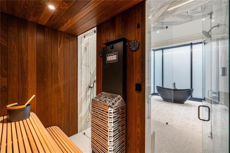 Image for property 3488 Tuxedo Road, Atlanta, GA 30305