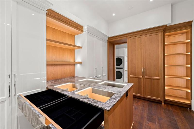 Image for property 3488 Tuxedo Road, Atlanta, GA 30305