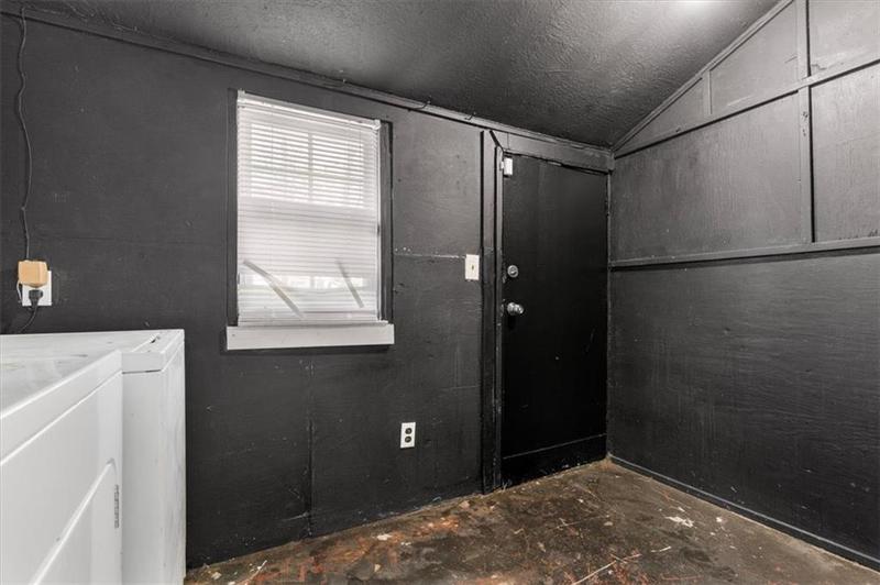 Image for property 602 Lake Avenue, Atlanta, GA 30318