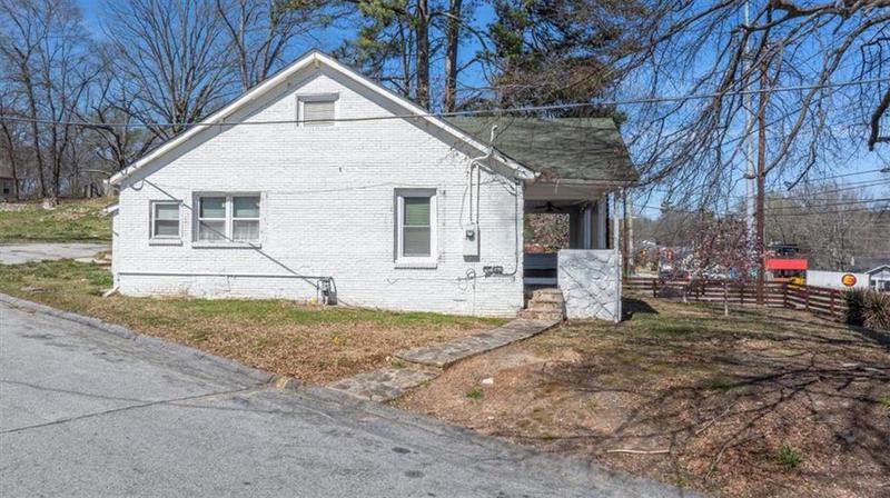 Image for property 602 Lake Avenue, Atlanta, GA 30318