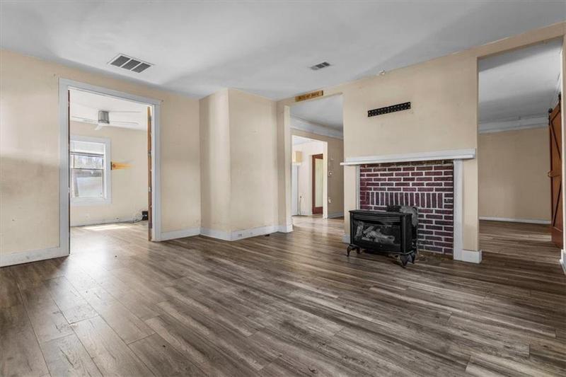 Image for property 602 Lake Avenue, Atlanta, GA 30318