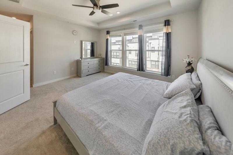 Image for property 550 Whitlox Road, Atlanta, GA 30318