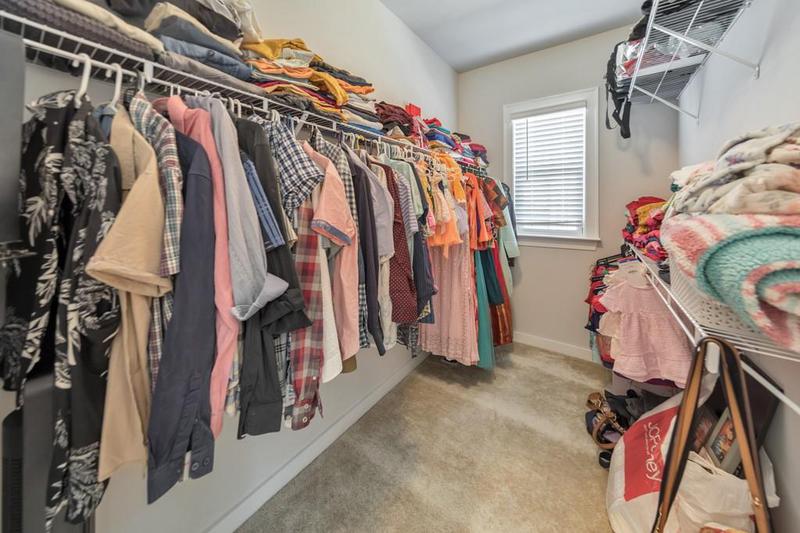 Image for property 550 Whitlox Road, Atlanta, GA 30318