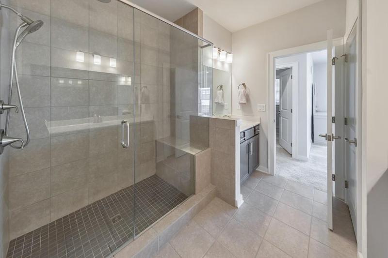 Image for property 550 Whitlox Road, Atlanta, GA 30318