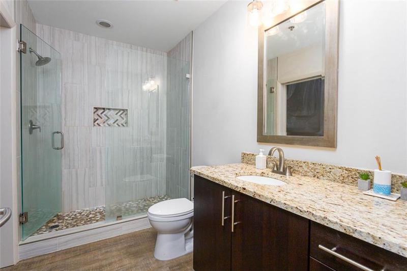 Image for property 1080 PEACHTREE Street 1408, Atlanta, GA 30309