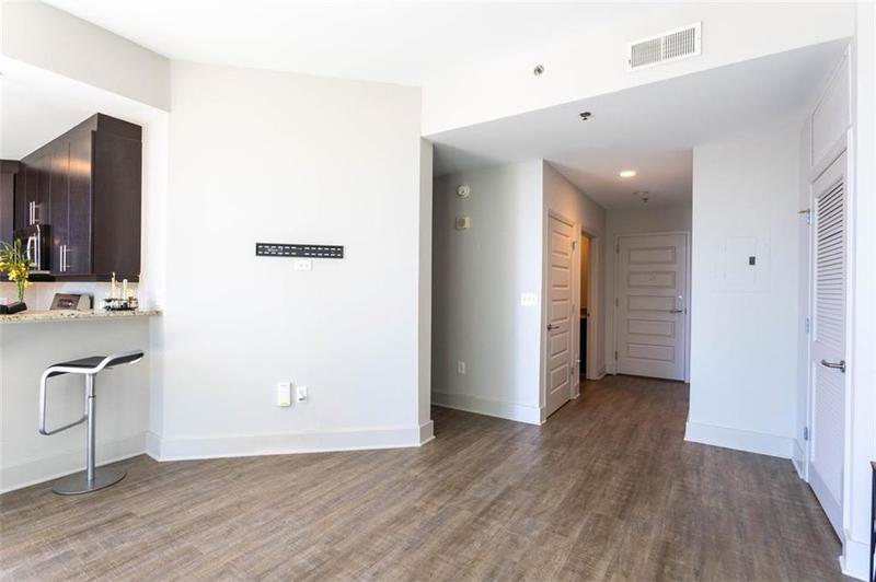 Image for property 1080 PEACHTREE Street 1408, Atlanta, GA 30309