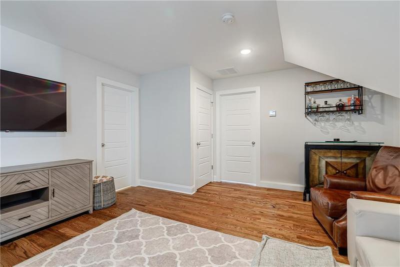 Image for property 103 Village Circle, Watkinsville, GA 30677