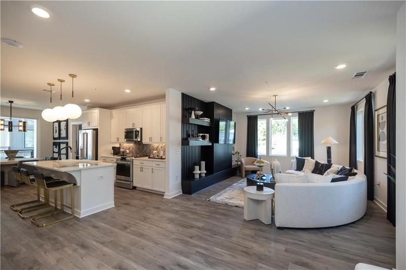 Image for property 371 Grant Circle 1812, Atlanta, GA 30315