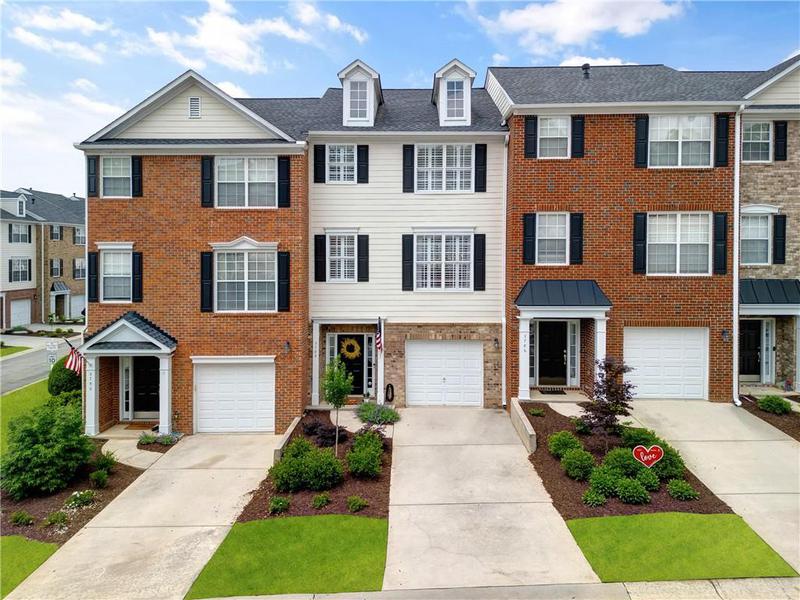 Image for property 3788 Chattahoochee Summit Drive 22, Atlanta, GA 30339
