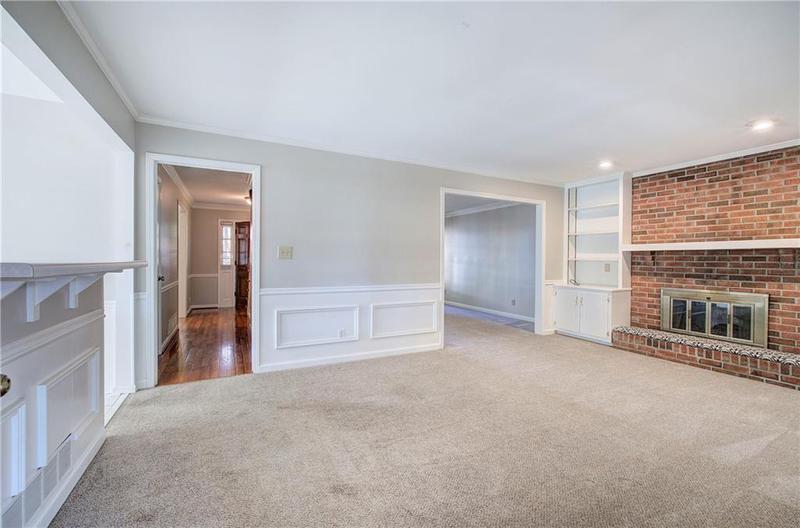 Image for property 2864 Holly Oaks Drive, Marietta, GA 30062